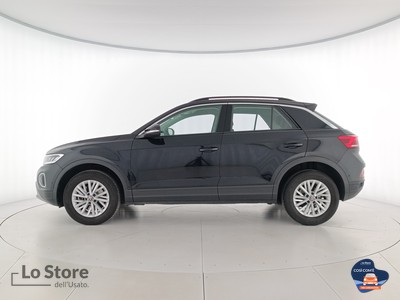 3 - Volkswagen T-Roc eschini auto