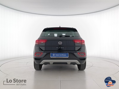 5 - Volkswagen T-Roc eschini auto