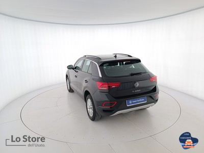 6 - Volkswagen T-Roc eschini auto