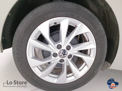 8 - Volkswagen Polo eschini auto
