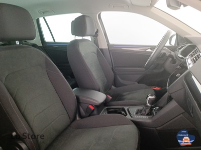 10 - Volkswagen Tiguan eschini auto