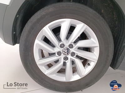 8 - Volkswagen T-Cross eschini auto