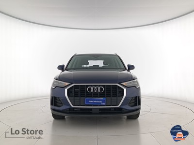 2 - Audi Q3 eschini auto