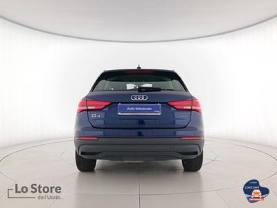 5 - Audi Q3 eschini auto