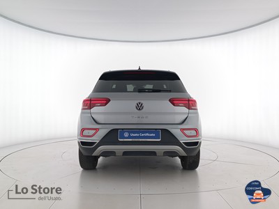 5 - Volkswagen T-Roc eschini auto