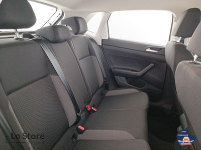 9 - Volkswagen Polo eschini auto