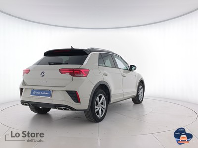 4 - Volkswagen T-Roc eschini auto