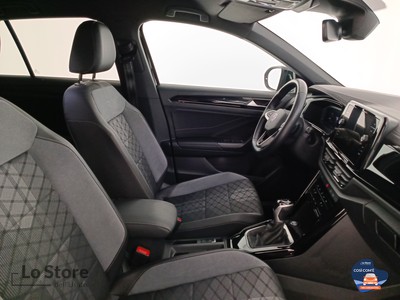 10 - Volkswagen T-Roc eschini auto