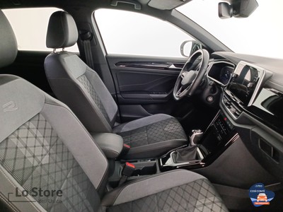 10 - Volkswagen T-Roc eschini auto