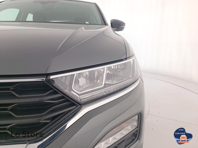 7 - Volkswagen T-Roc eschini auto