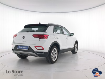 4 - Volkswagen T-Roc eschini auto