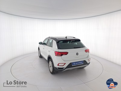 6 - Volkswagen T-Roc eschini auto