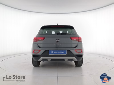 5 - Volkswagen T-Roc eschini auto