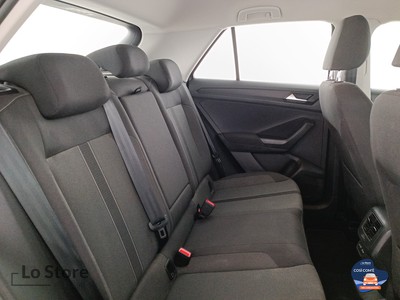 9 - Volkswagen T-Roc eschini auto