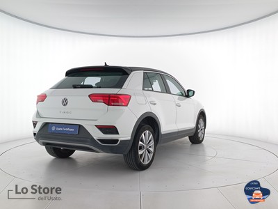 4 - Volkswagen T-Roc eschini auto