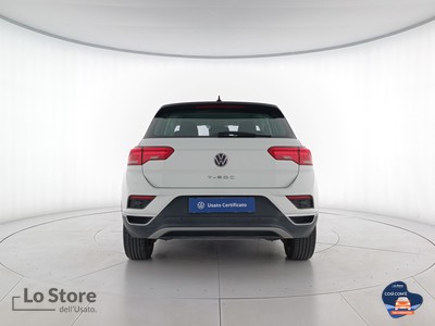 5 - Volkswagen T-Roc eschini auto