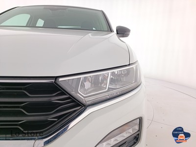 7 - Volkswagen T-Roc eschini auto