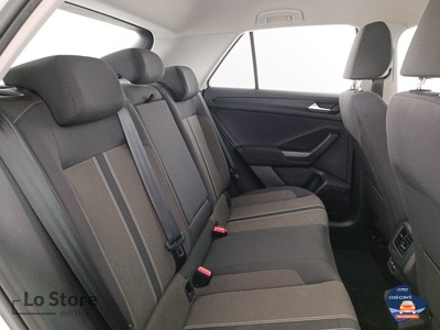 9 - Volkswagen T-Roc eschini auto