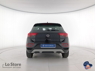 5 - Volkswagen T-Roc eschini auto