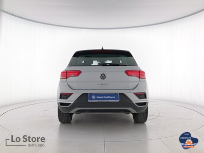 5 - Volkswagen T-Roc eschini auto