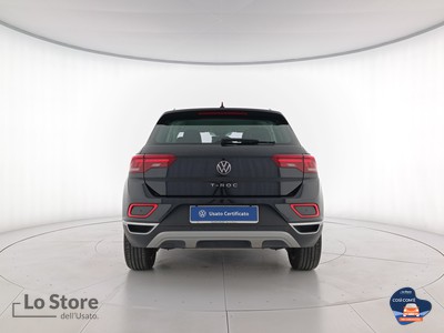 5 - Volkswagen T-Roc eschini auto