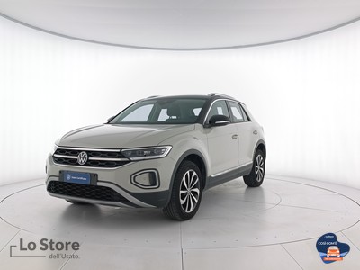 1 - Volkswagen T-Roc eschini auto