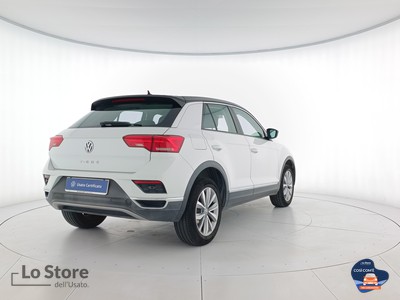 4 - Volkswagen T-Roc eschini auto