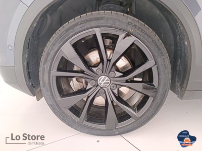 9 - Volkswagen T-Roc eschini auto