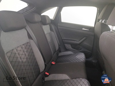 10 - Volkswagen Taigo eschini auto