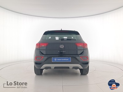 5 - Volkswagen T-Roc eschini auto