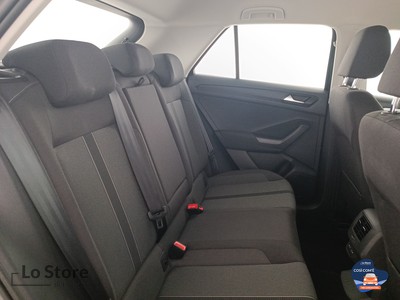 9 - Volkswagen T-Roc eschini auto