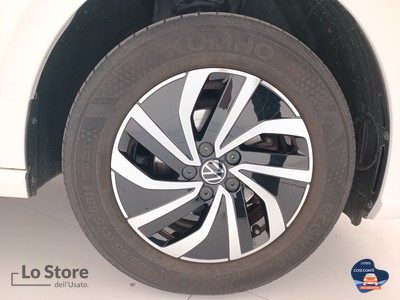 8 - Volkswagen Polo eschini auto
