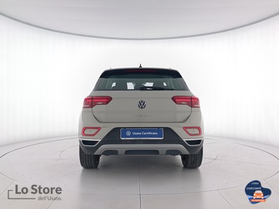 5 - Volkswagen T-Roc eschini auto