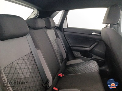 9 - Volkswagen Polo eschini auto