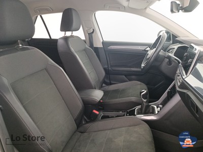 10 - Volkswagen T-Roc eschini auto