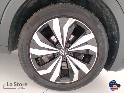8 - Volkswagen T-Cross eschini auto