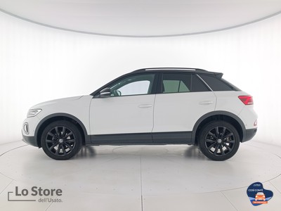 3 - Volkswagen T-Roc eschini auto