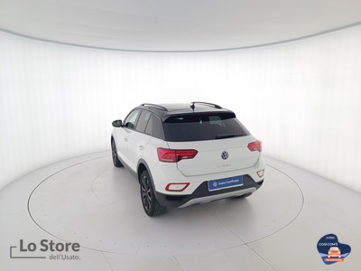 5 - Volkswagen T-Roc eschini auto