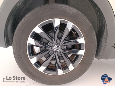 8 - Volkswagen T-Cross eschini auto