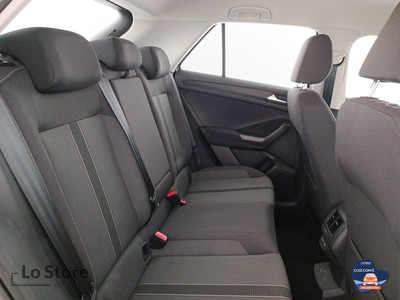 9 - Volkswagen T-Roc eschini auto