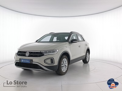 1 - Volkswagen T-Roc eschini auto