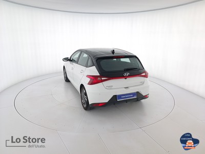 6 - Hyundai i20 eschini auto
