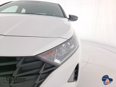 7 - Hyundai i20 eschini auto