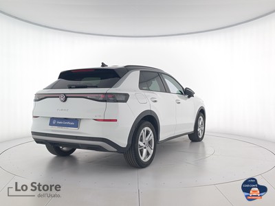 4 - Volkswagen T-Roc eschini auto