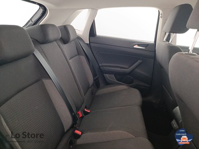 9 - Volkswagen Polo eschini auto