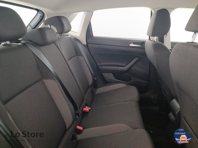 9 - Volkswagen Polo eschini auto