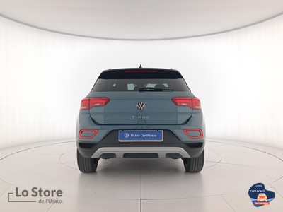 5 - Volkswagen T-Roc eschini auto