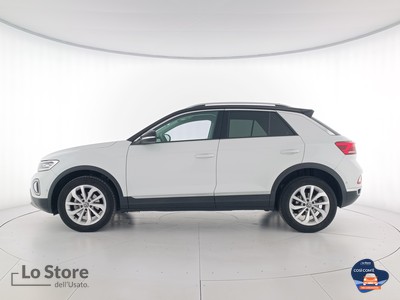 3 - Volkswagen T-Roc eschini auto