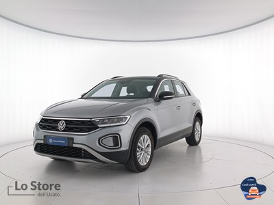 1 - Volkswagen T-Roc eschini auto