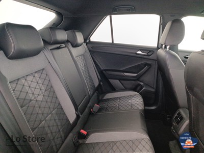 9 - Volkswagen T-Roc eschini auto